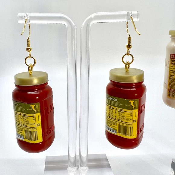 Spaghetti Earrings - Classico Pasta Sauce - Tomato & Alfredo Mini Brands Earring - Picture 8 of 10